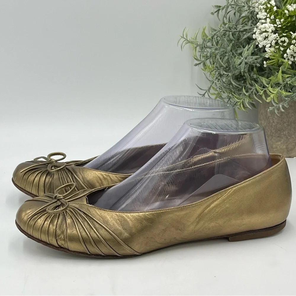 Salvatore Ferragamo Bow Pleated Metallic Bronze Leather‎ Flats Sz 8B/38.5